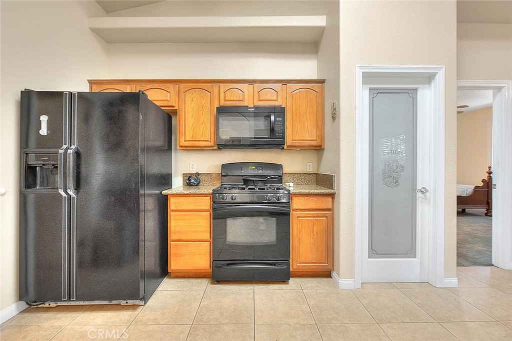 15095 Douglas Street