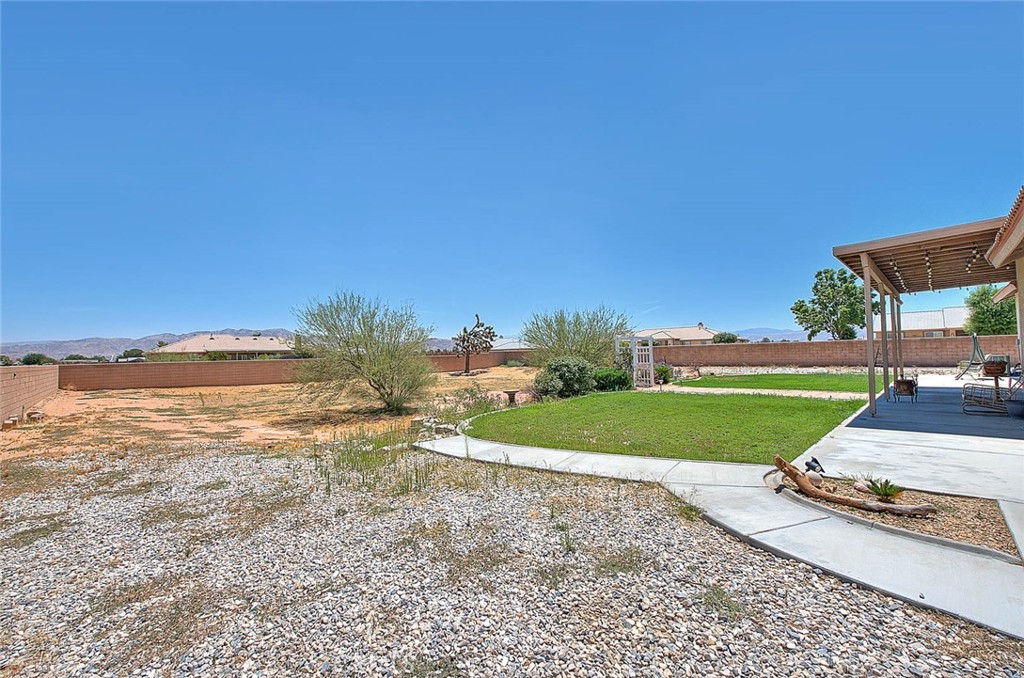 15095 Douglas Street