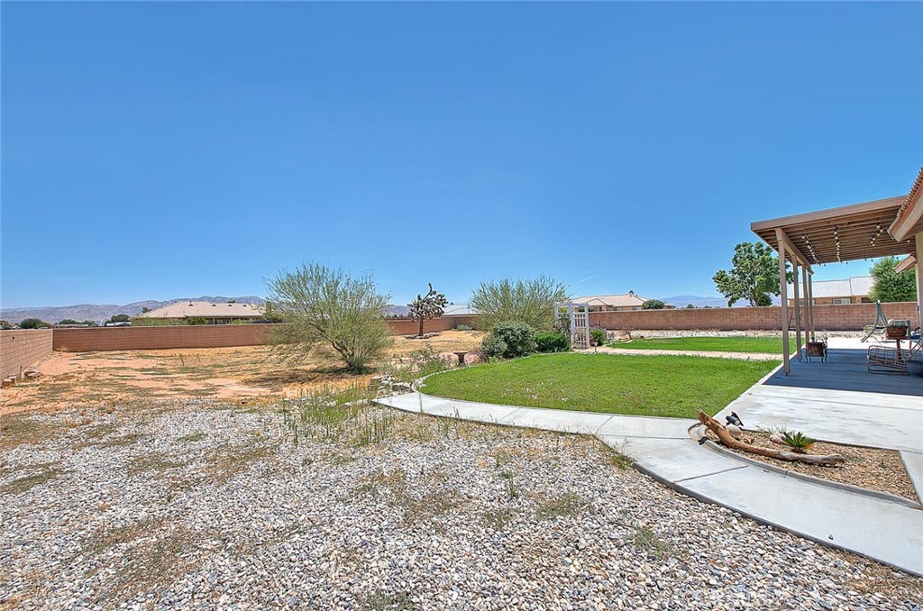 15095 Douglas Street