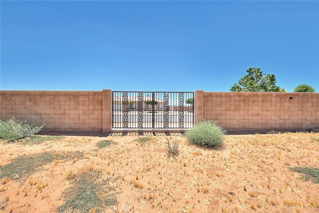 15095 Douglas Street