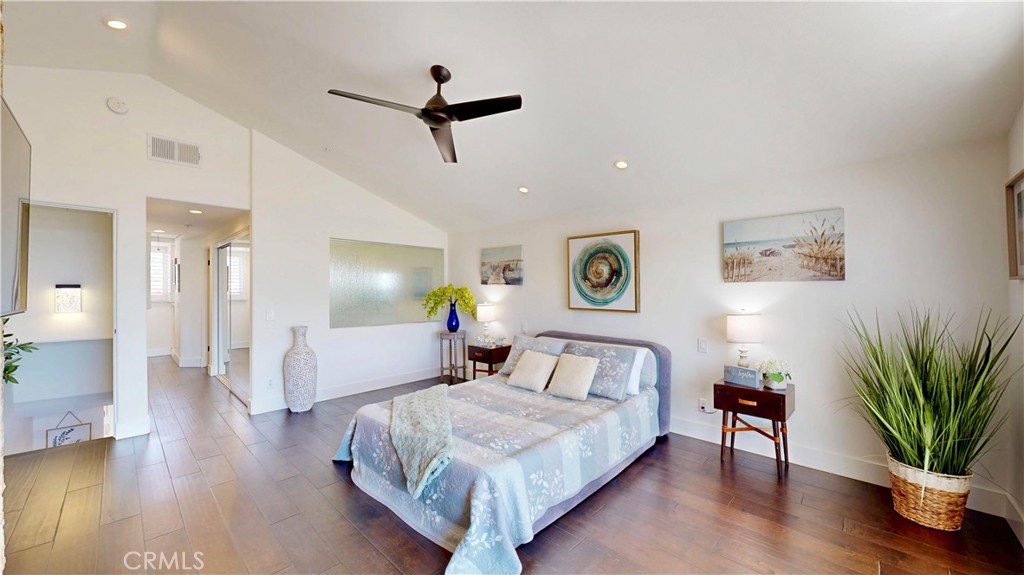 4257 E Ocean Boulevard