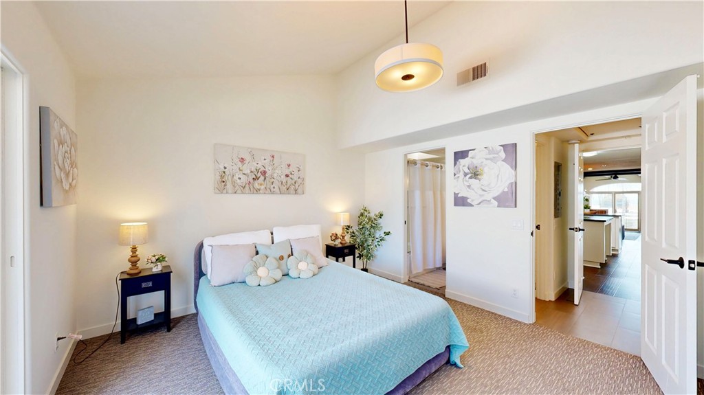 4257 E Ocean Boulevard