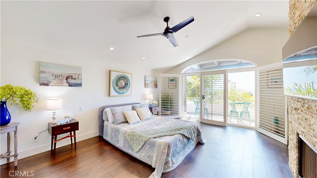 4257 E Ocean Boulevard