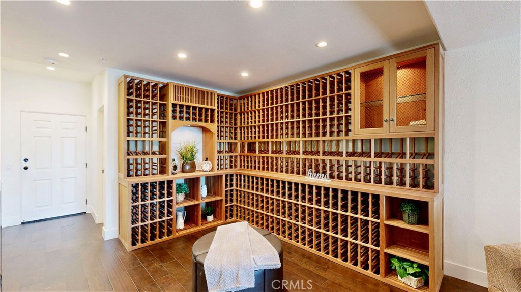 4257 E Ocean Boulevard