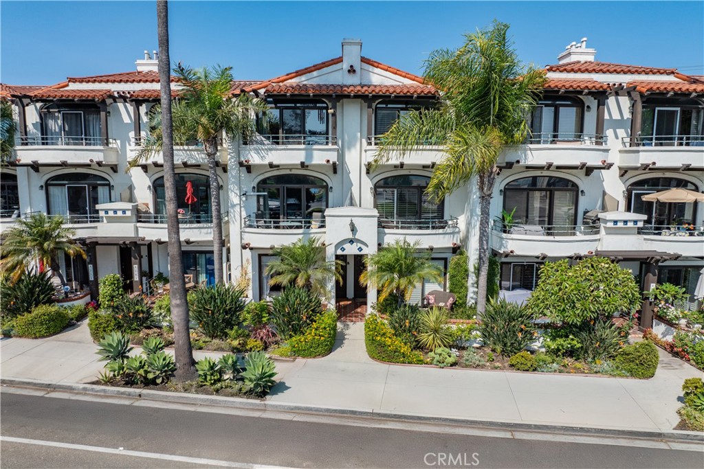 4257 E Ocean Boulevard