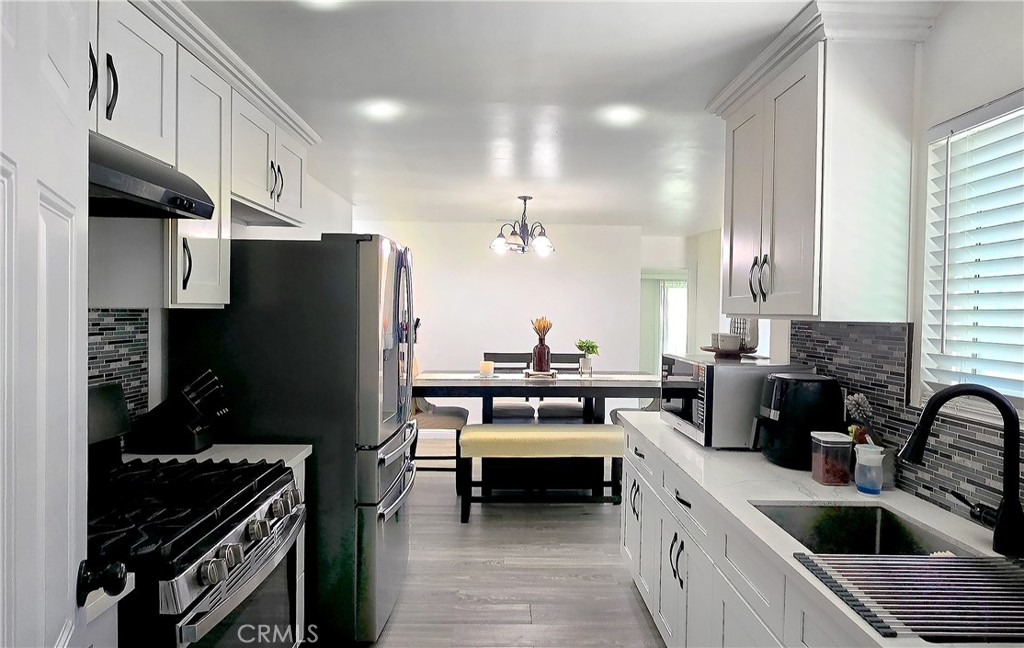 13513 Leffingwell
