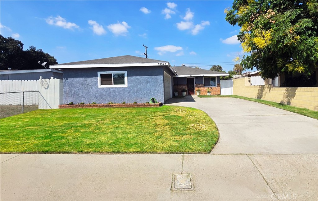 13513 Leffingwell