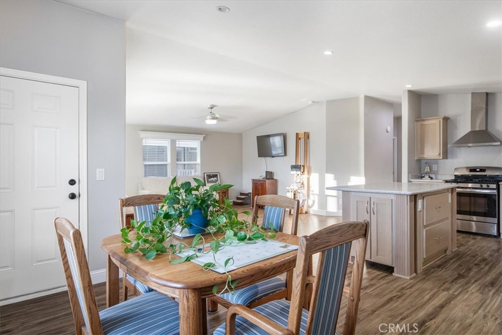 29021 Bouquet Canyon 323