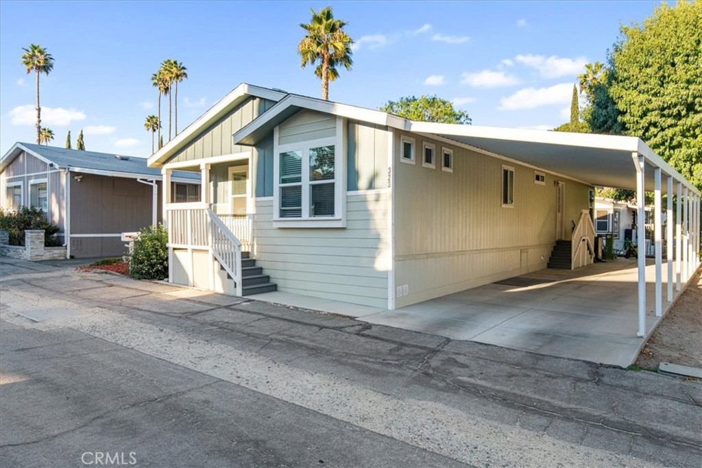 29021 Bouquet Canyon 323