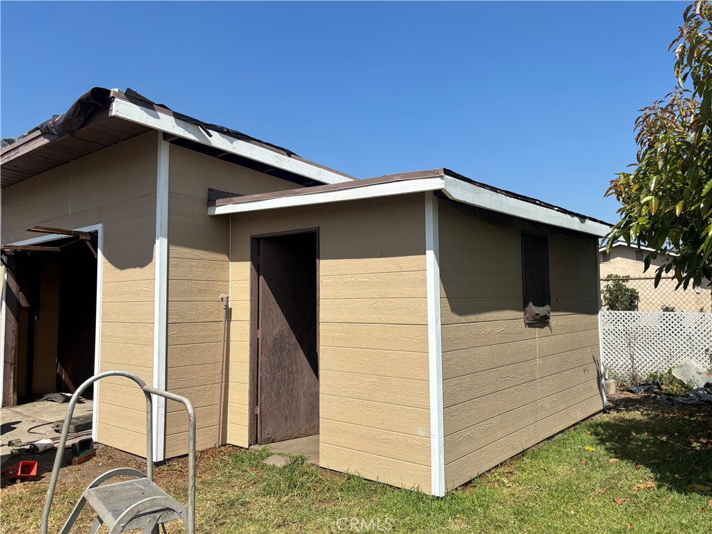 1640 Cinco Robles