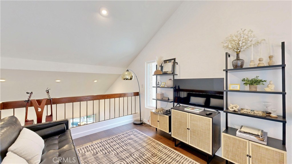 1421 Rust Court