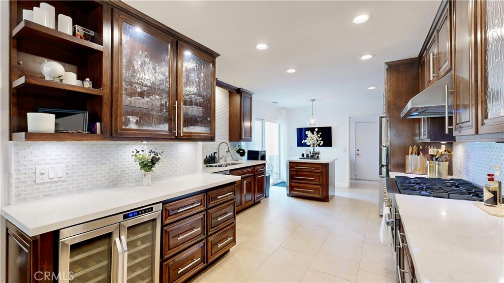 1421 Rust Court