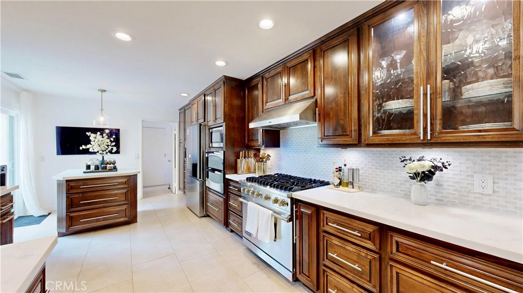1421 Rust Court