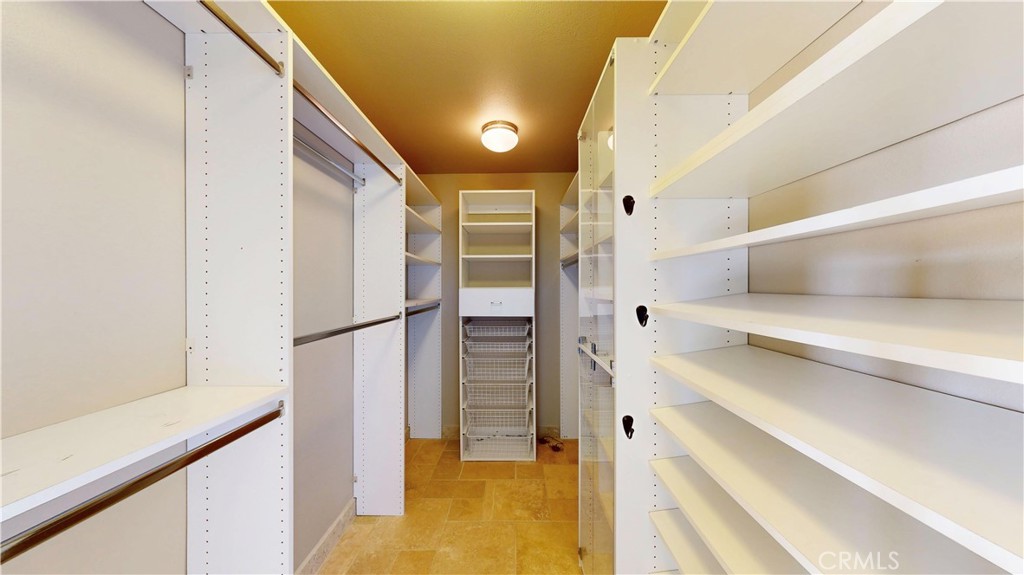 1624 Caminito Solidago