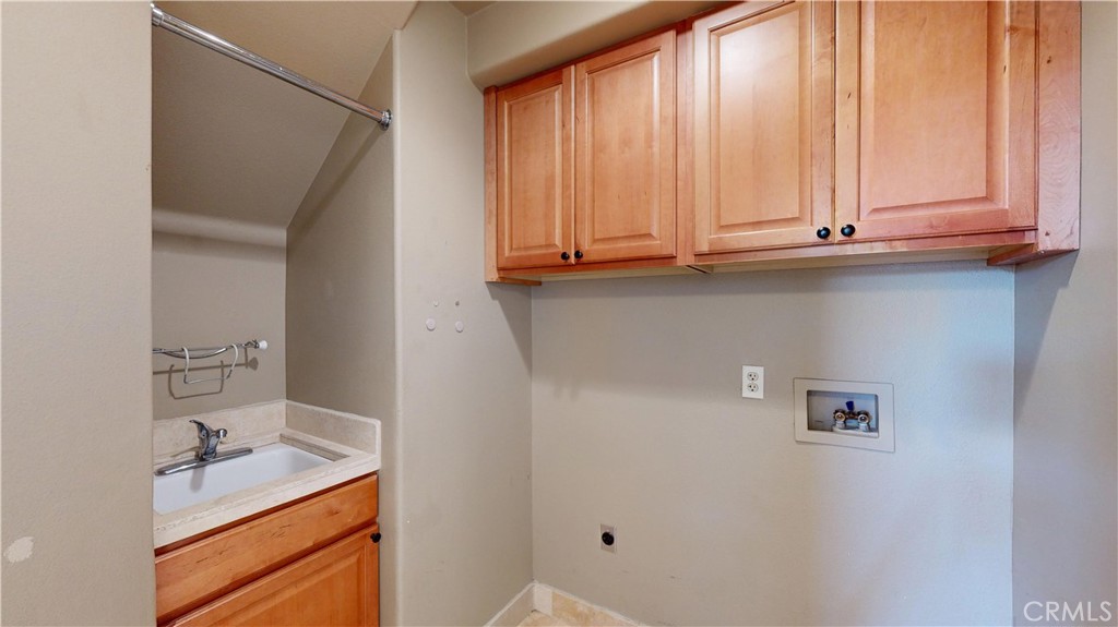 1624 Caminito Solidago