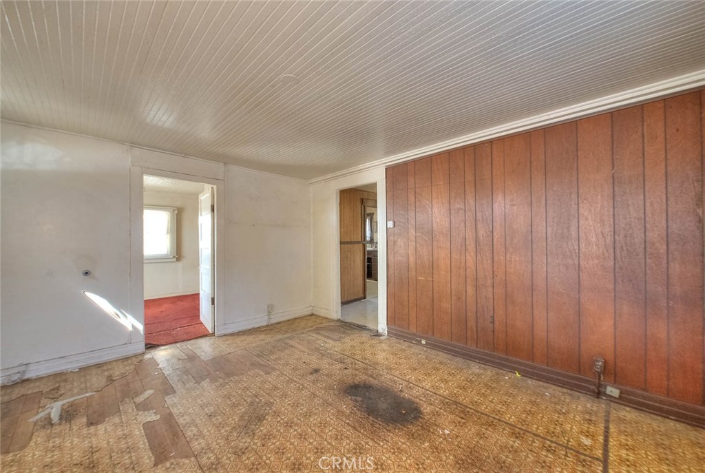 421 N Cypress