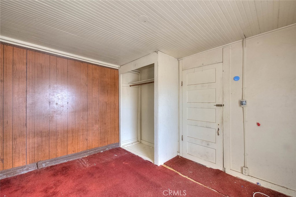 421 N Cypress