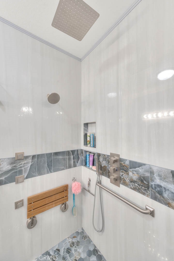 1365 N Upland Hills North N