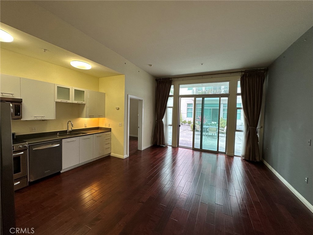 238 S Arroyo 213