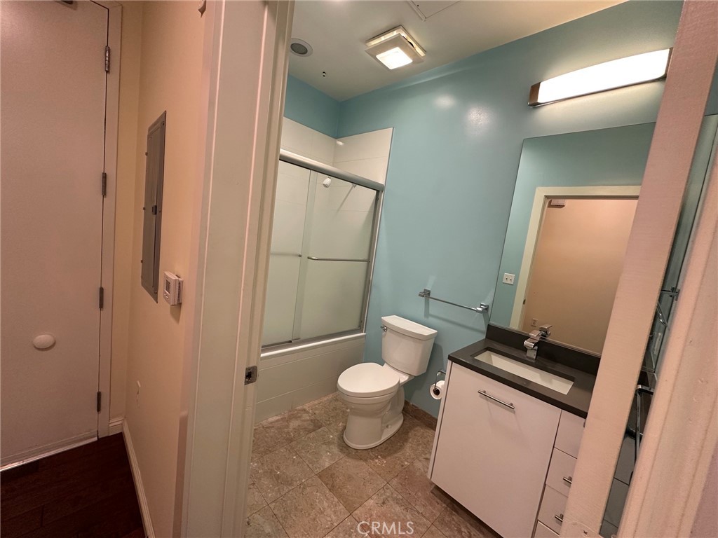 238 S Arroyo 213