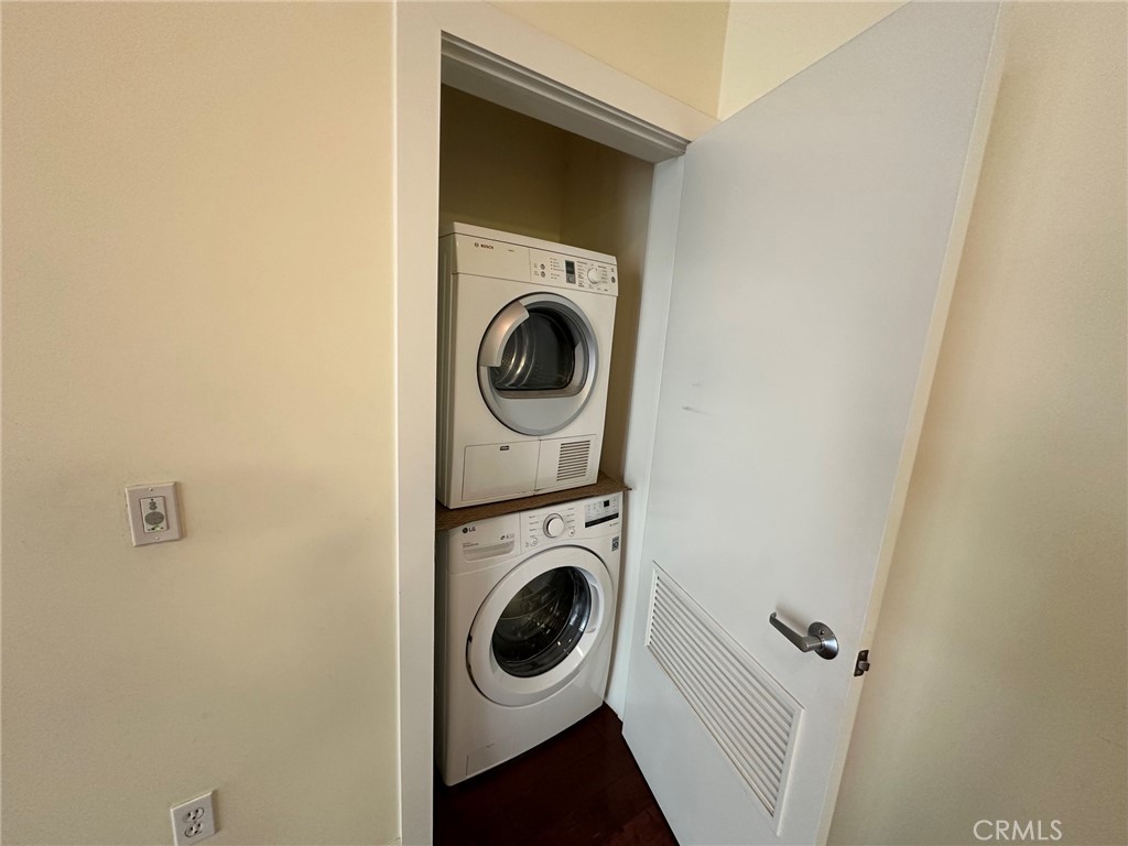 238 S Arroyo 213