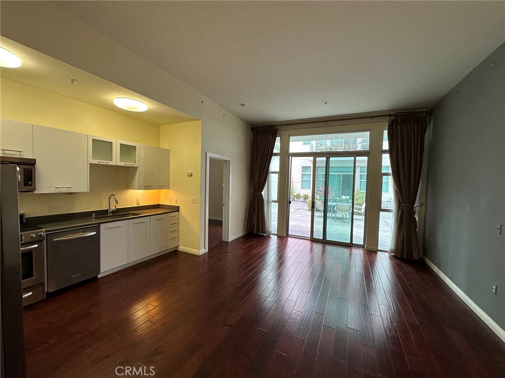 238 S Arroyo 213