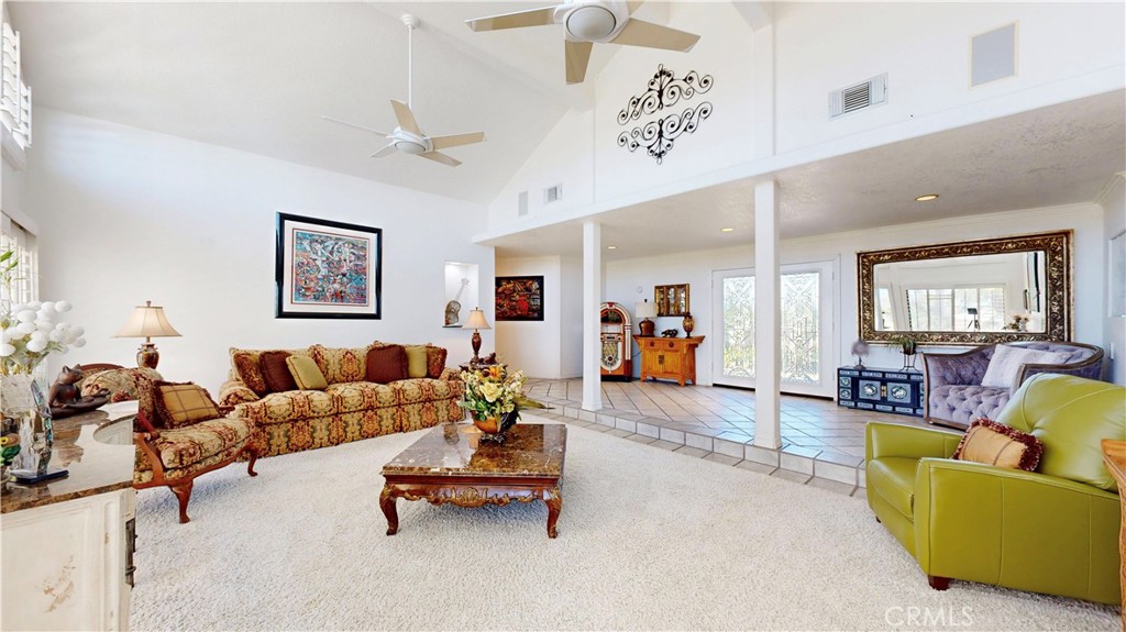 17850 Vista Del Lago