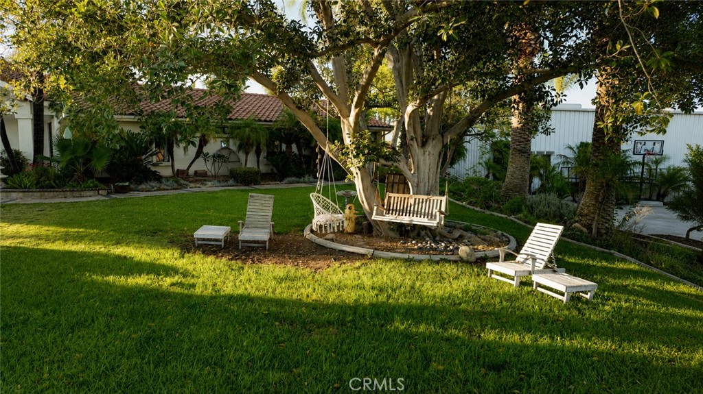 17850 Vista Del Lago