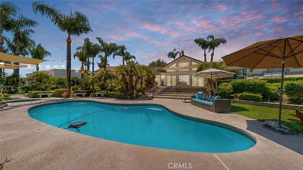 17850 Vista Del Lago