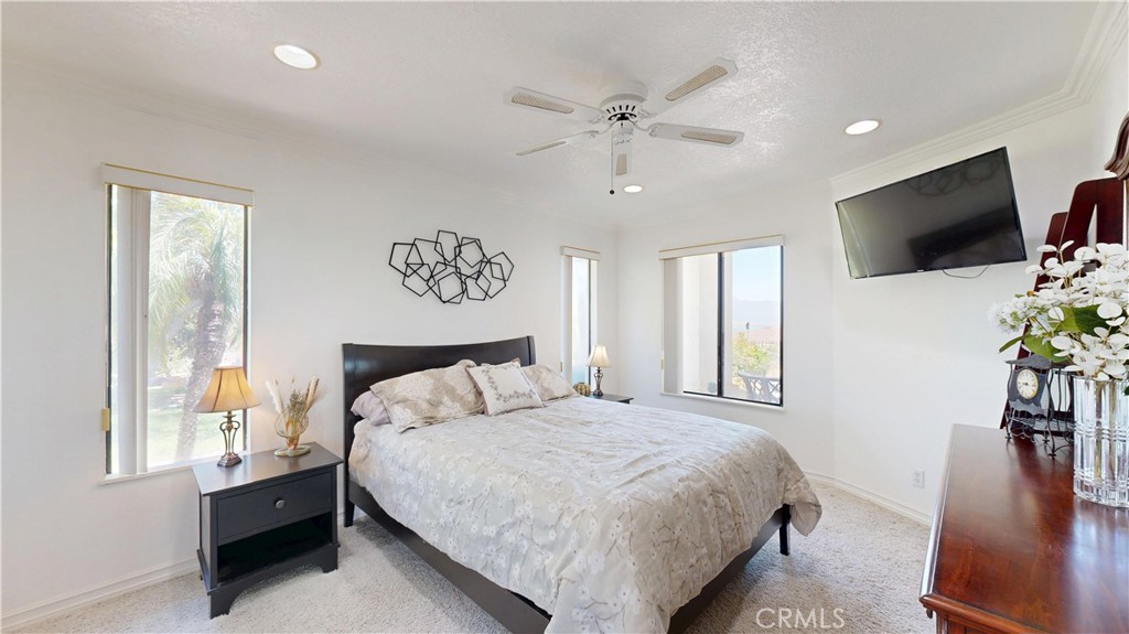 17850 Vista Del Lago