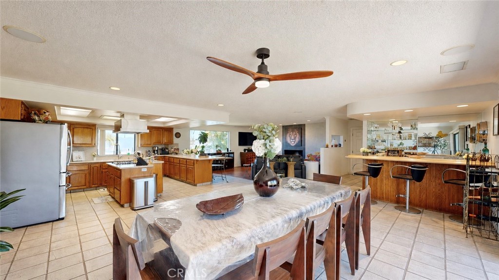 17850 Vista Del Lago