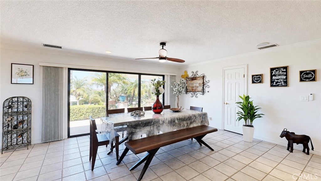 17850 Vista Del Lago