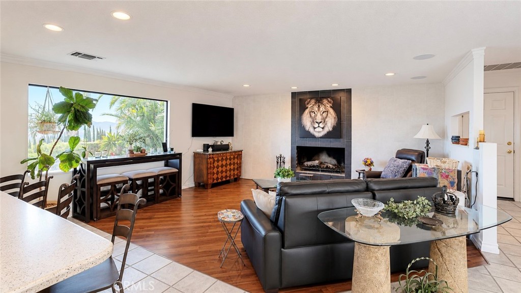 17850 Vista Del Lago