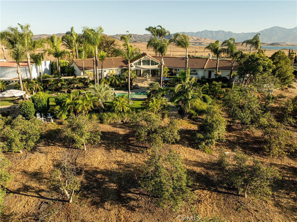 17850 Vista Del Lago