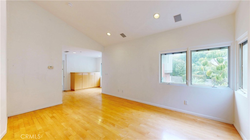 742 Greenridge