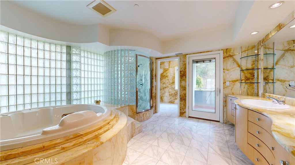 742 Greenridge