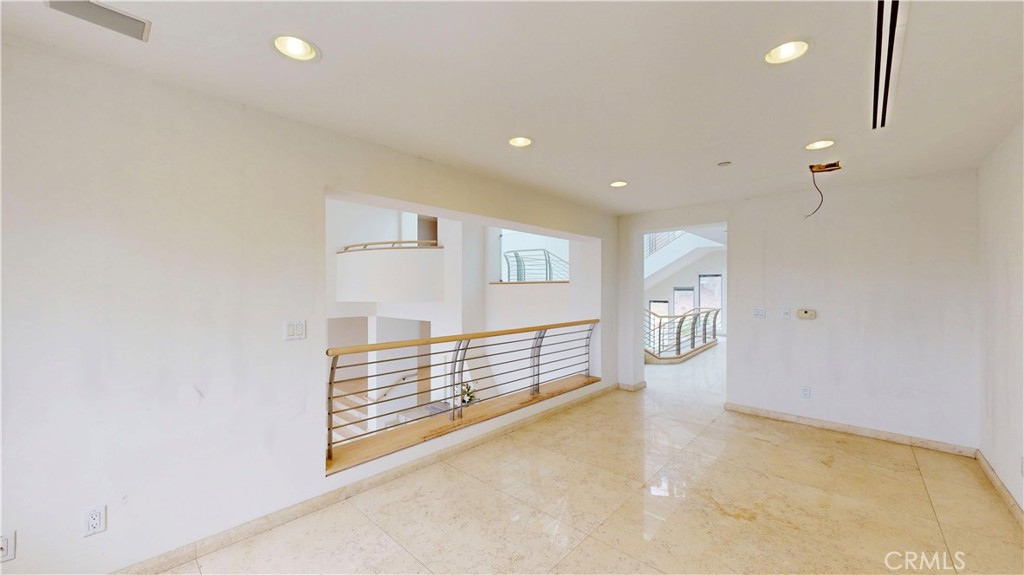 742 Greenridge