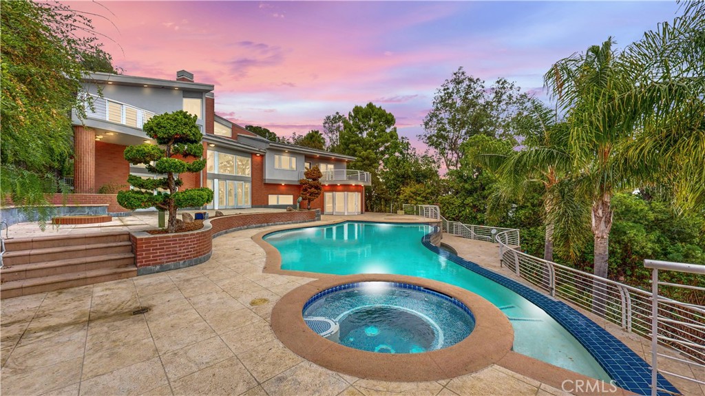 742 Greenridge