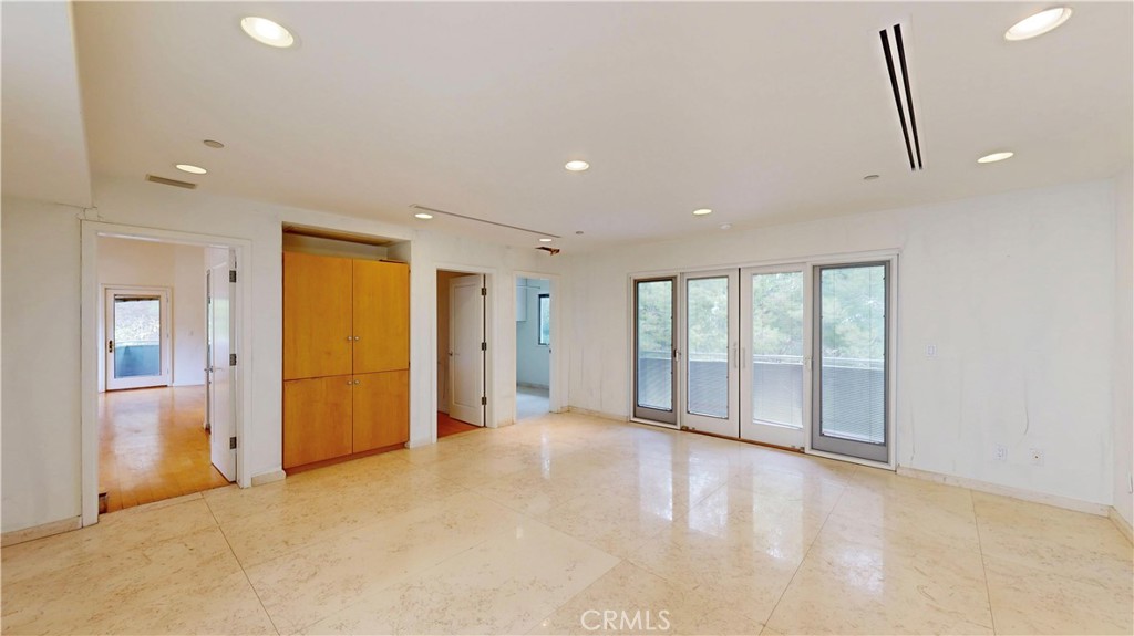 742 Greenridge