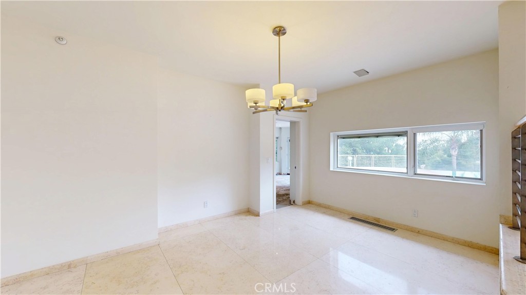 742 Greenridge