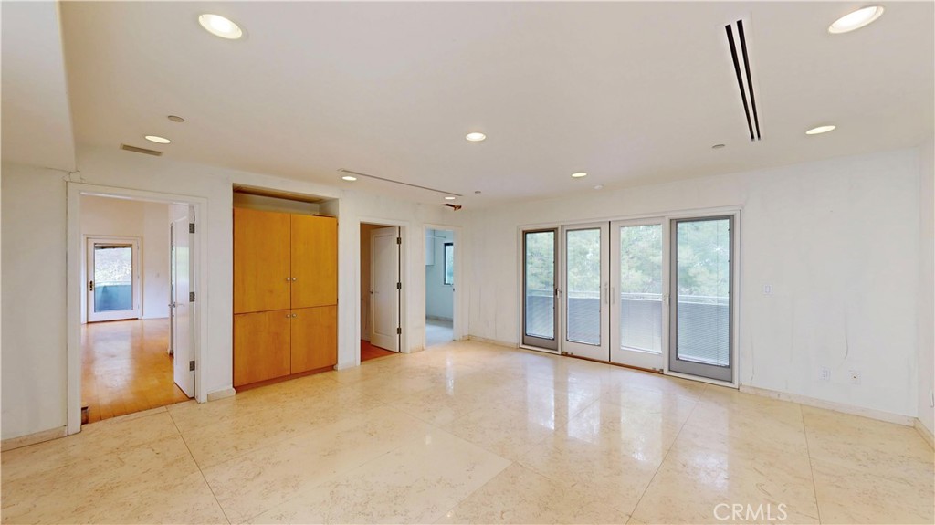 742 Greenridge