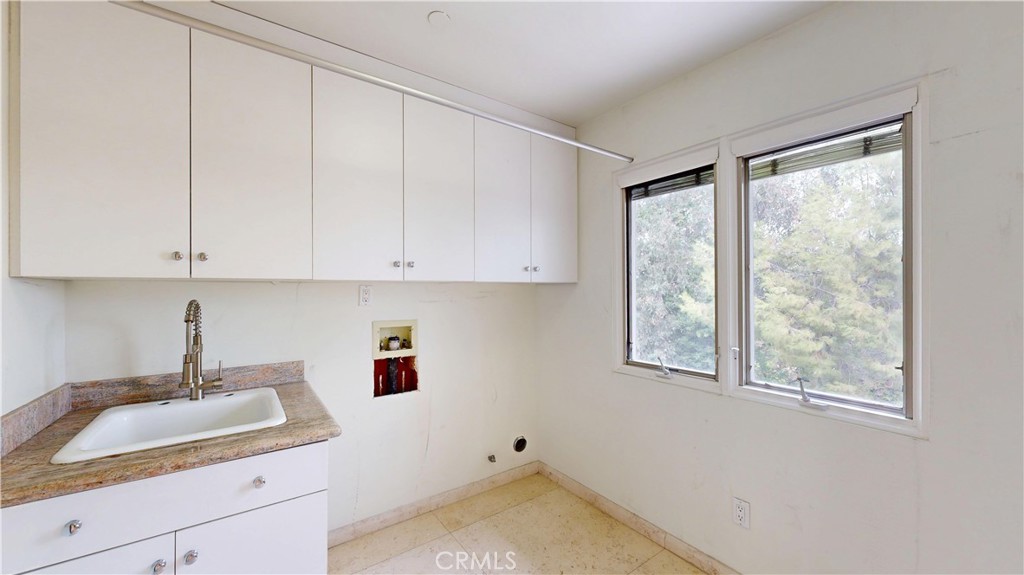 742 Greenridge