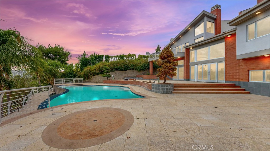 742 Greenridge
