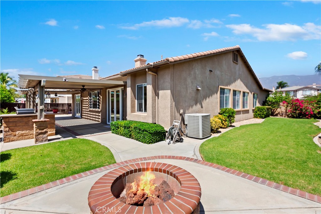 13395 Windy Grove