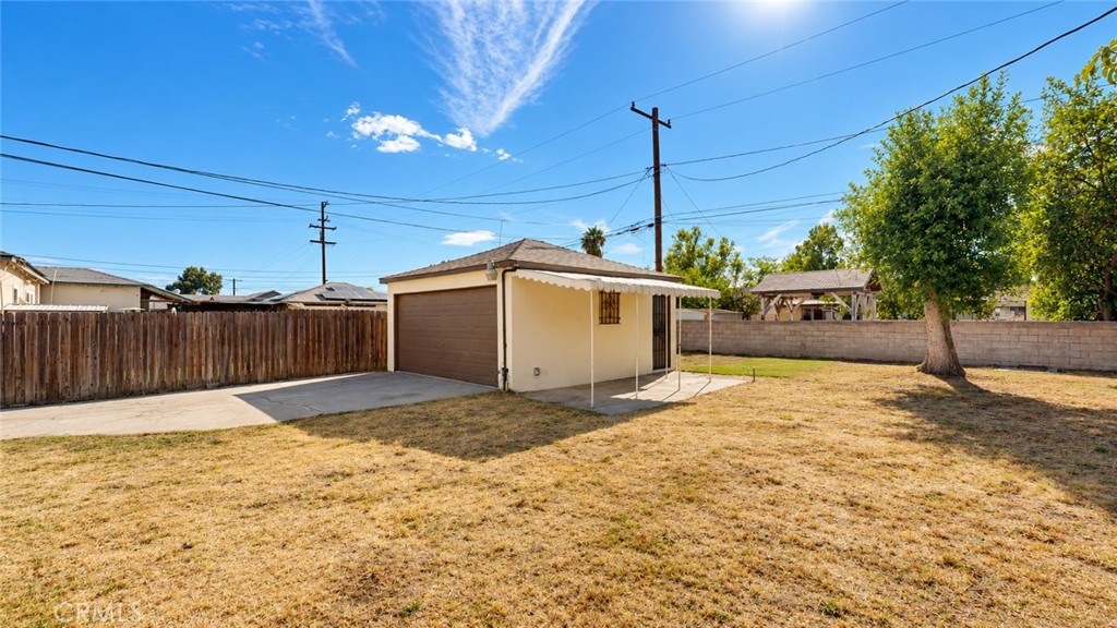 2828 N Sierra Way