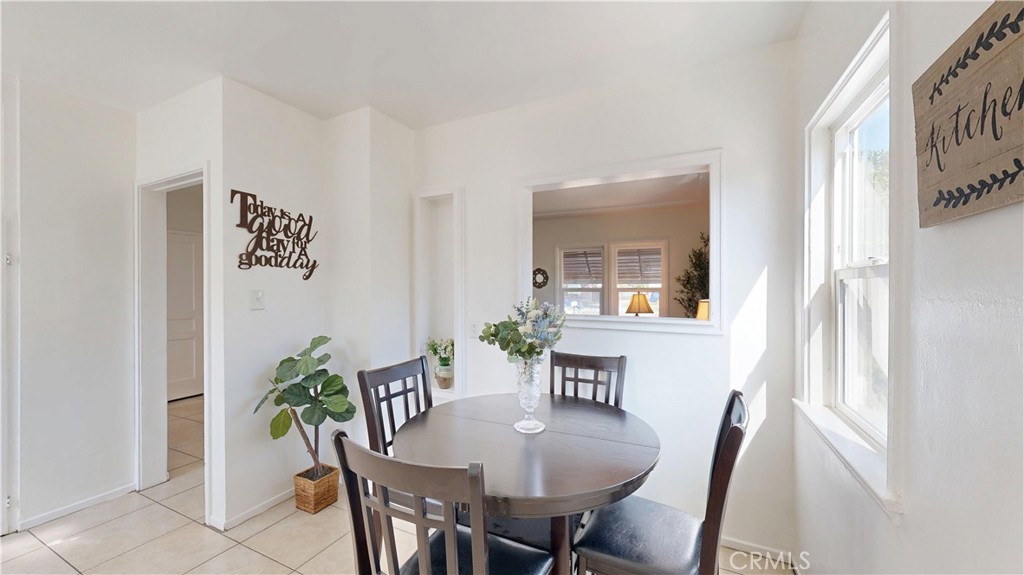 2828 N Sierra Way