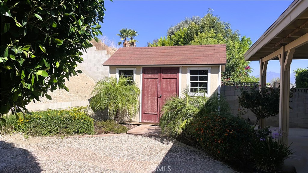 239 N Palo Cedro