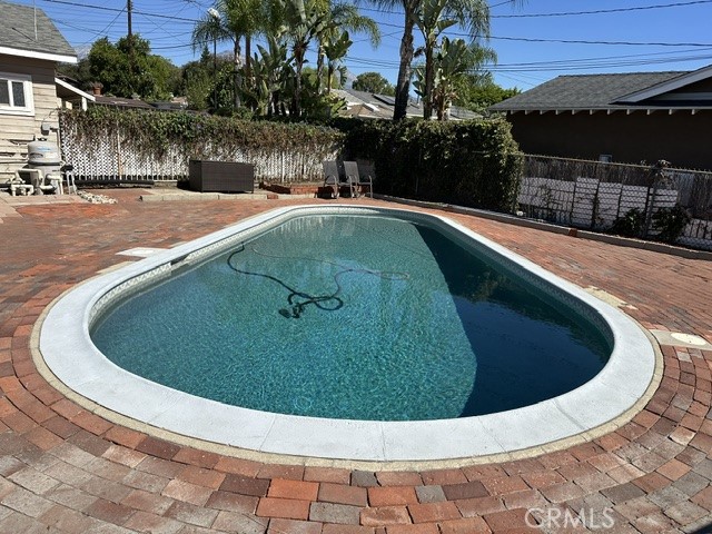 437 Cucamonga