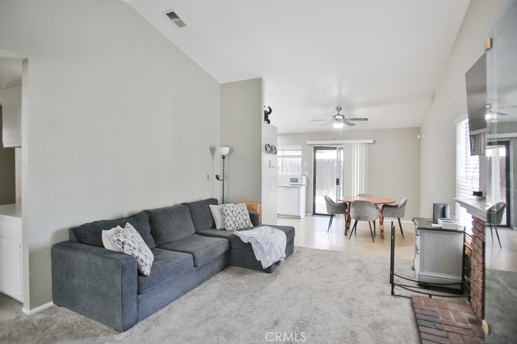 1385 Orange Grove Avenue