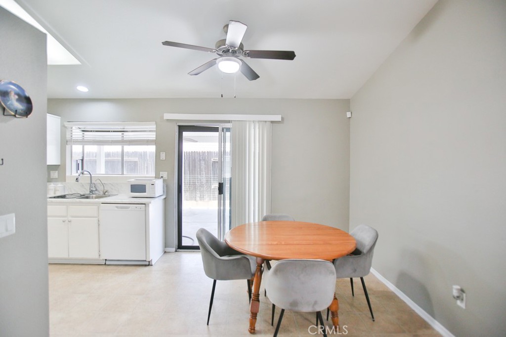 1385 Orange Grove Avenue